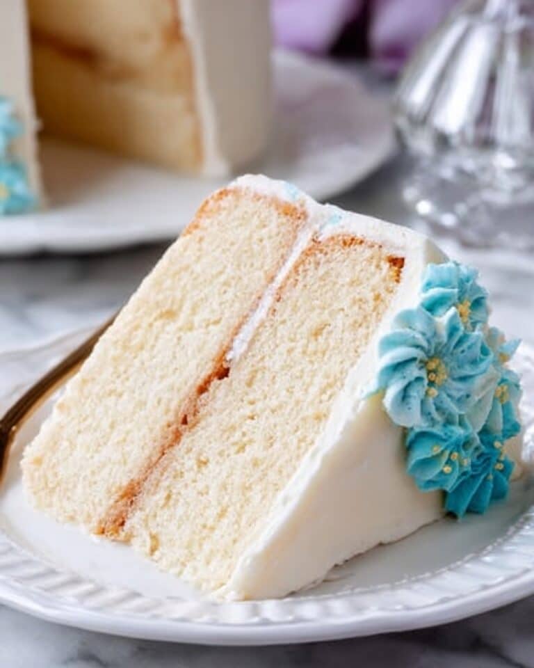 White Cake with Vanilla Buttercream Frosting Recipe
