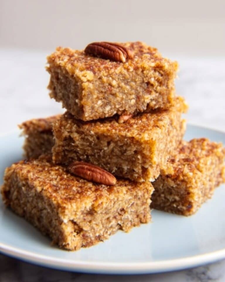 Baked Banana Oatmeal Bars Recipe