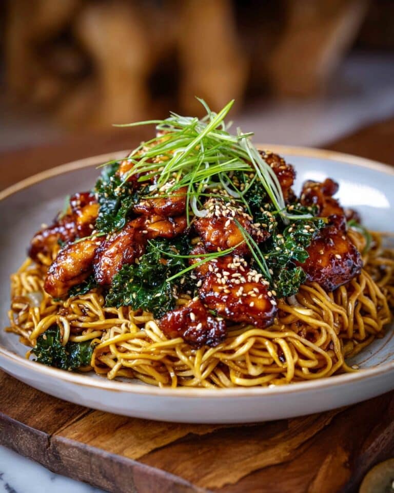 Sticky Garlic Chicken Noodles Recipe